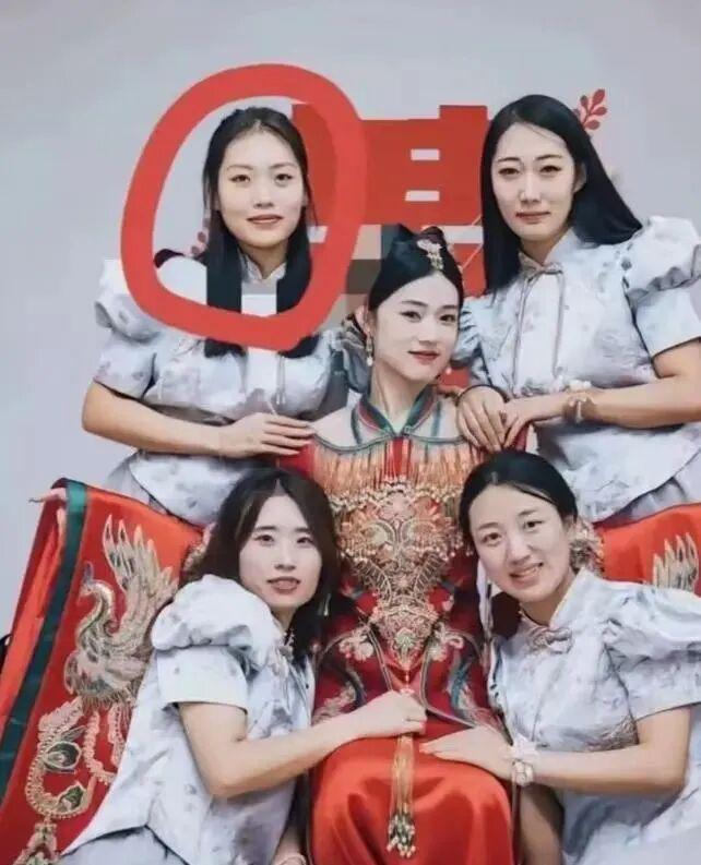 白丽影注销账号，发严正声明，曝金某在里以泪洗面，他后悔了吗？